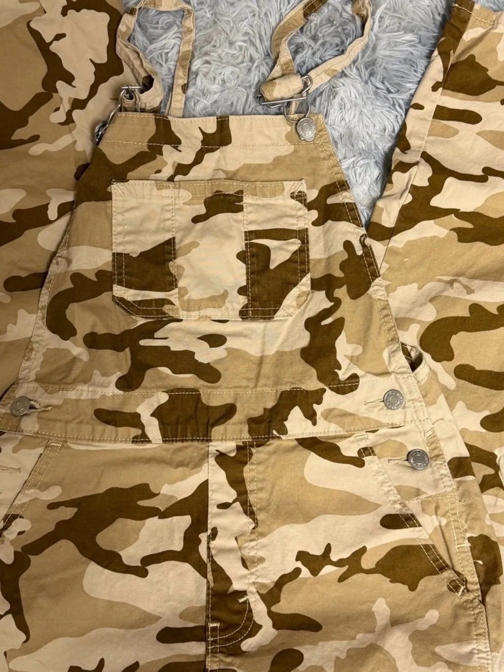 Levi's White Garment Interior Tag L/G - Picture 2 of 4